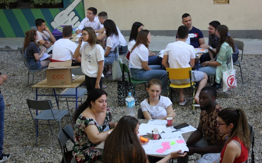 Mobilitatea de învățare: ce câștigă un tânăr dintr-un schimb de tineri